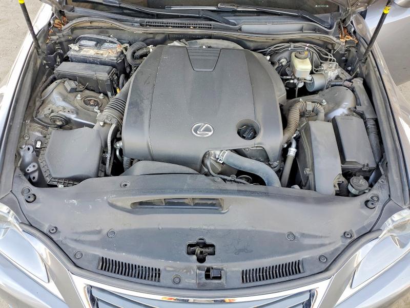 52419576 :رقم المزاد ، JTHBF1D20F5052148 vin ، 2015 Lexus Is مزاد بيع