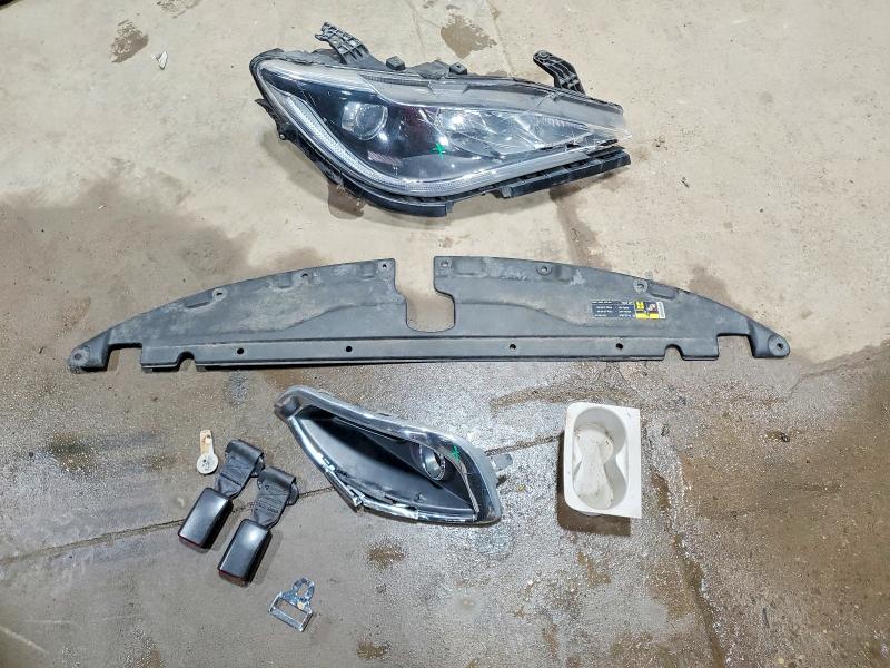 52702296 :رقم المزاد ، 2C4RC1EG3HR534251 vin ، 2017 Chrysler Pacifica مزاد بيع