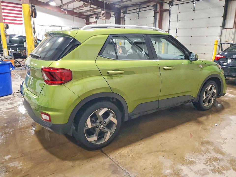 53583046 :رقم المزاد ، KMHRC8A34PU228832 vin ، 2023 Hyundai Venue مزاد بيع