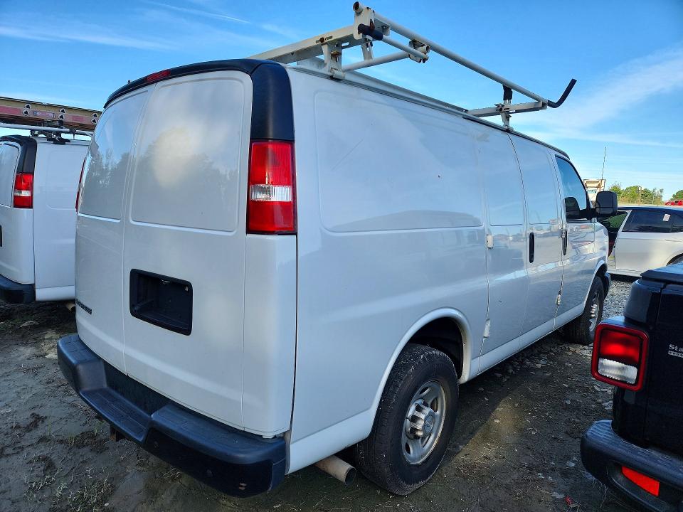 2020 Chevrolet Express G2500 მანქანა იყიდება აუქციონზე, vin: 1GCWGAFP2L1155258, აუქციონის ნომერი: 53049386