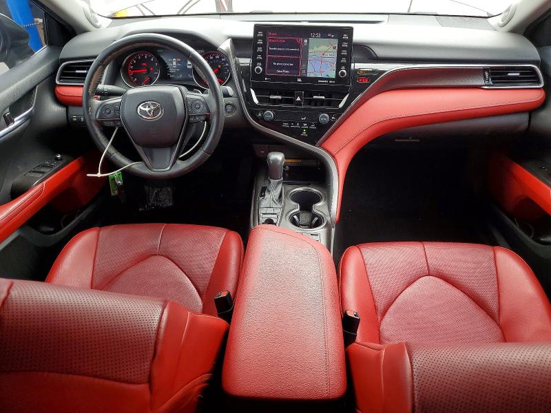 51902296 :رقم المزاد ، 4T1KZ1AK4MU055212 vin ، 2021 Toyota Camry مزاد بيع