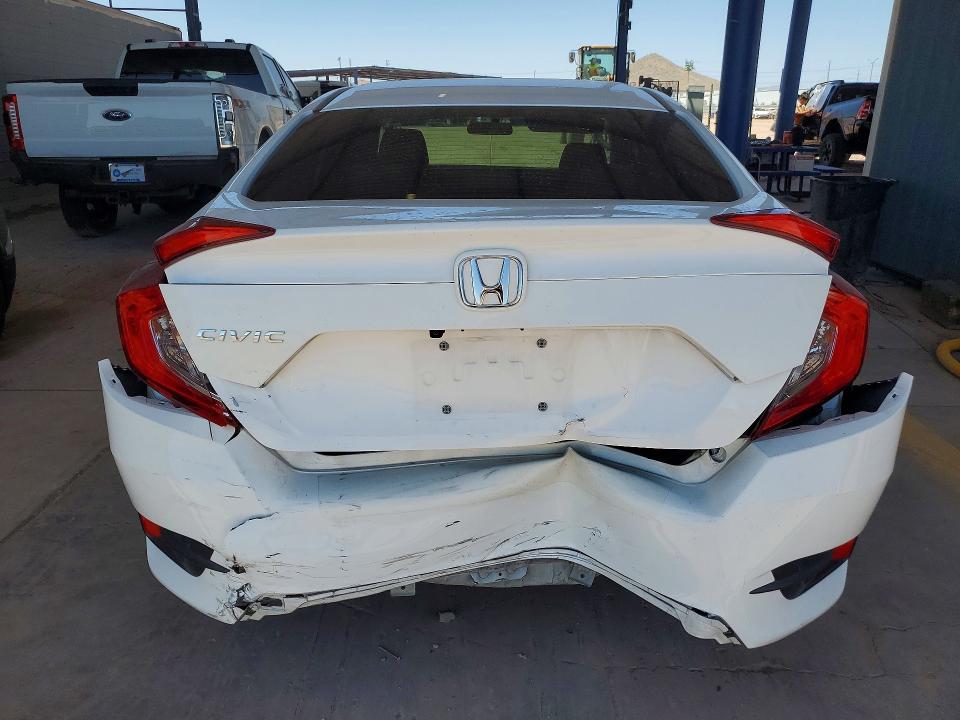 Продажа на аукционе авто 2018 Honda Civic, vin: 2HGFC2F5XJH604332, номер лота: 54999876