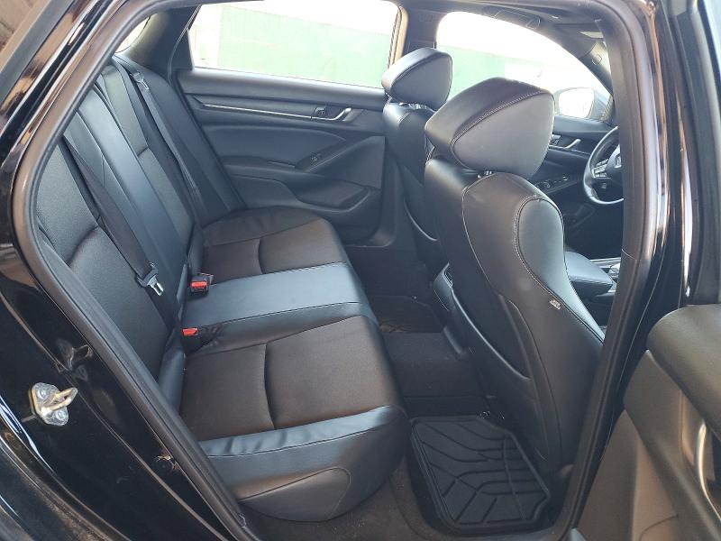 Продажа на аукционе авто 2018 Honda Accord, vin: 1HGCV2F3XJA049084, номер лота: 53729706