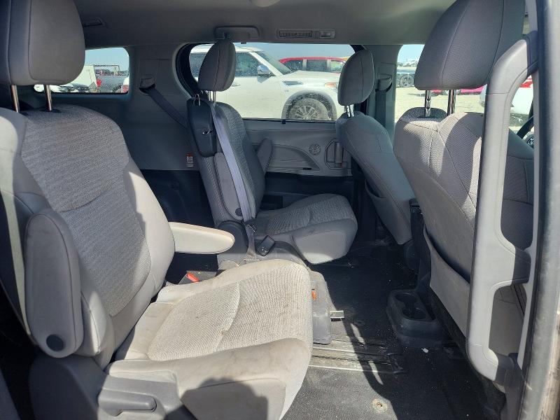2021 Toyota Sienna მანქანა იყიდება აუქციონზე, vin: 5TDKRKEC1MS061955, აუქციონის ნომერი: 53267476