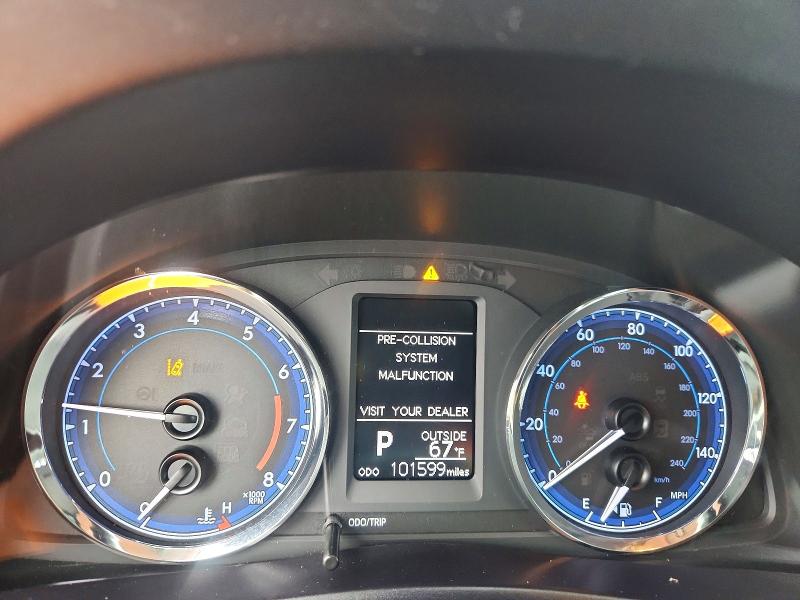 54705766 :رقم المزاد ، 5YFBURHE9JP834065 vin ، 2018 Toyota Corolla مزاد بيع