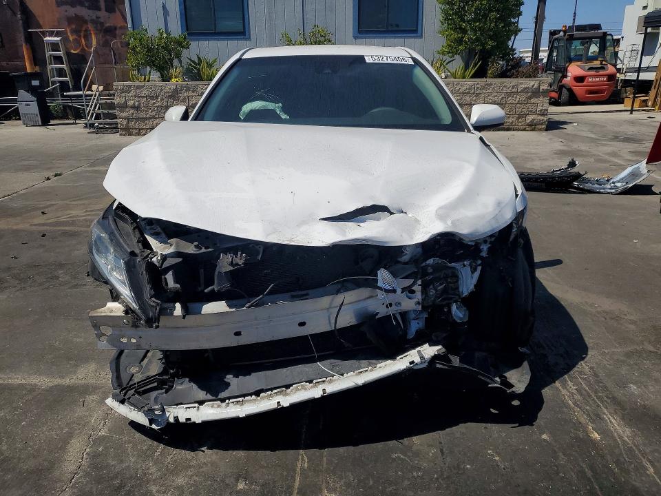 2018 Toyota Camry მანქანა იყიდება აუქციონზე, vin: 4T1B11HK3JU632627, აუქციონის ნომერი: 53275406