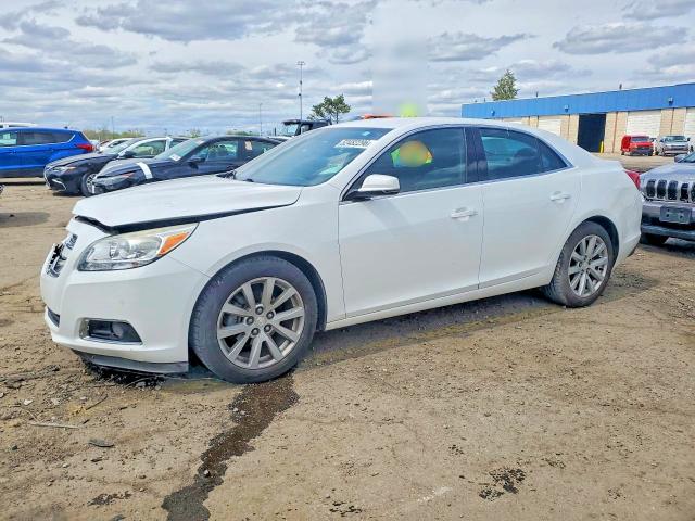 2013 Chevrolet Malibu მანქანა იყიდება აუქციონზე, vin: 1G11E5SA7DU141843, აუქციონის ნომერი: 52482296