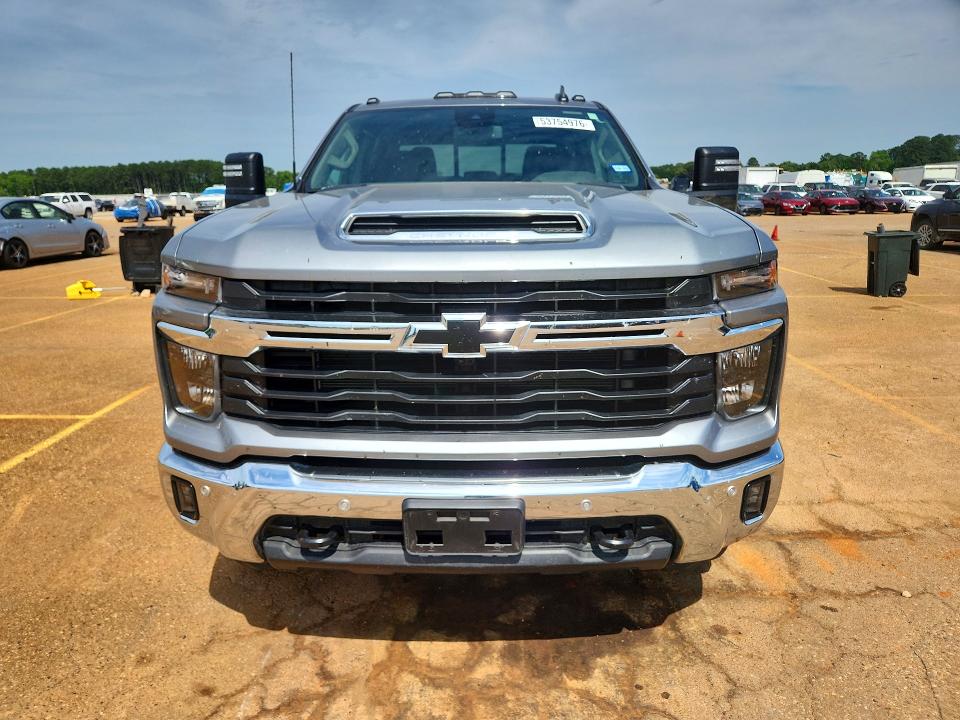 Продажа на аукционе авто 2025 Chevrolet Silverado, vin: 1GC4KNE7XSF155945, номер лота: 53754976