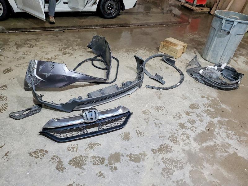 2018 Honda Cr-v მანქანა იყიდება აუქციონზე, vin: 7FARW2H8XJE039570, აუქციონის ნომერი: 53371486