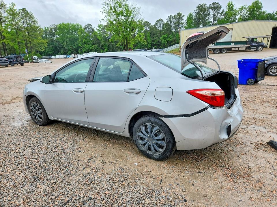 Продажа на аукционе авто 2018 Toyota Corolla, vin: 5YFBURHE4JP760117, номер лота: 52770076