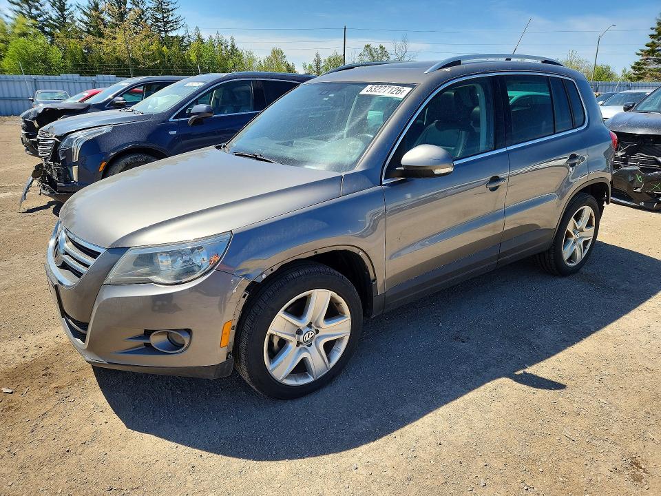 53227126 :رقم المزاد ، WVGBV7AX2AW523397 vin ، 2010 Volkswagen Tiguan مزاد بيع