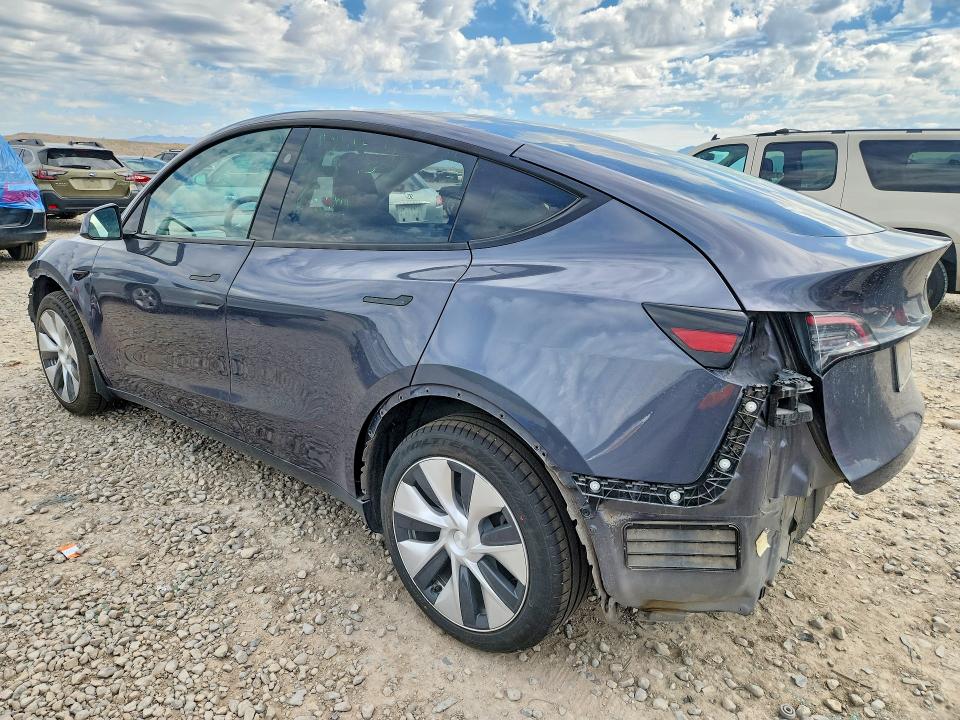 52075806 :رقم المزاد ، 7SAYGDEE4PF885988 vin ، 2023 Tesla Model Y مزاد بيع