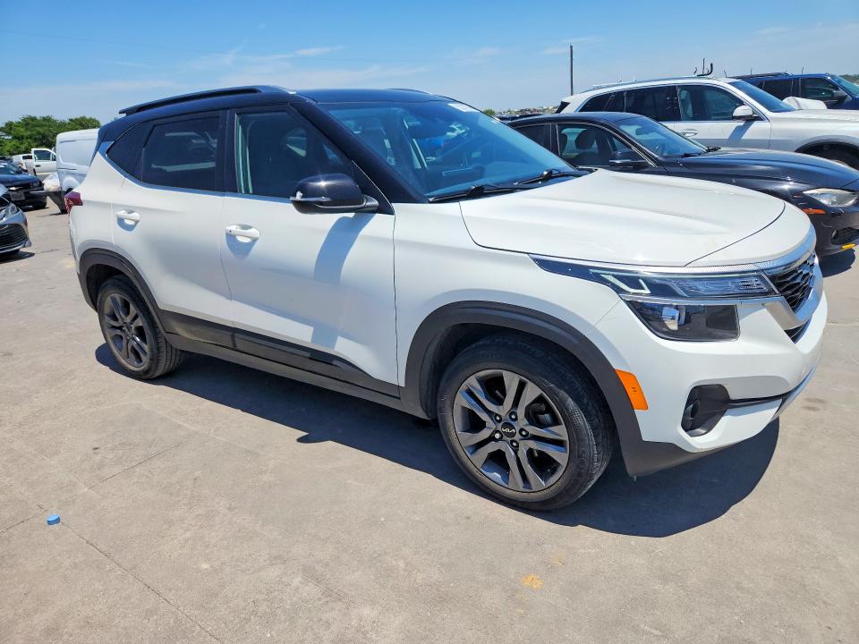 53317976 :رقم المزاد ، KNDEU2AA8N7262005 vin ، 2022 Kia Seltos مزاد بيع