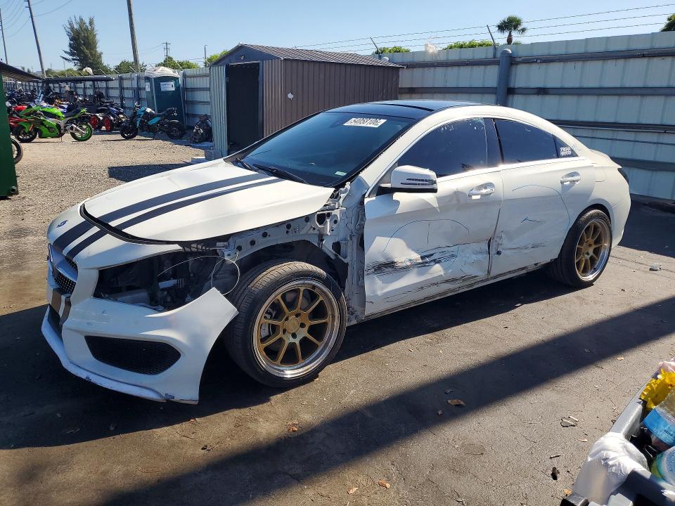 2015 Mercedes-benz Cla250 მანქანა იყიდება აუქციონზე, vin: WDDSJ4GB7FN183208, აუქციონის ნომერი: 54058106