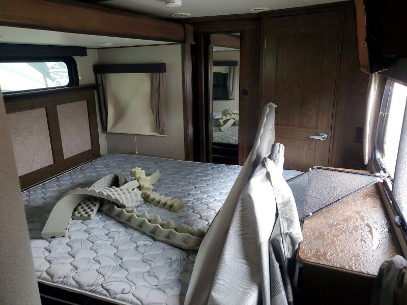 54183346 :رقم المزاد ، 573FS3826L9905072 vin ، 2020 Grand Desi Solitude مزاد بيع