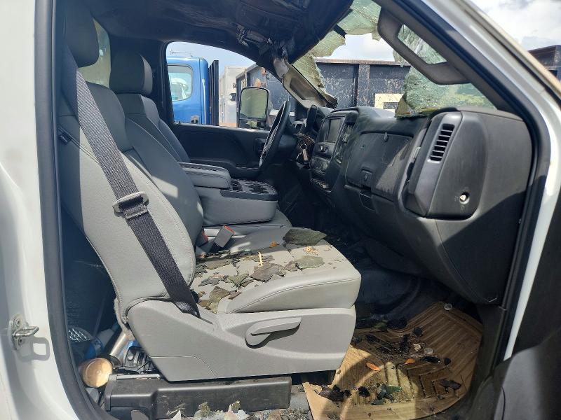 Продаж на аукціоні авто 2022 Chevrolet Silverado Medium Duty, vin: 1HTKHPVK3NH686440, номер лоту: 55201116