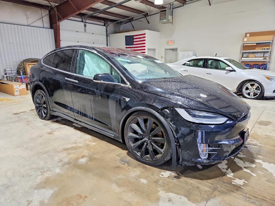 54356196 :رقم المزاد ، 5YJXCBE26LF261148 vin ، 2020 Tesla Model X مزاد بيع