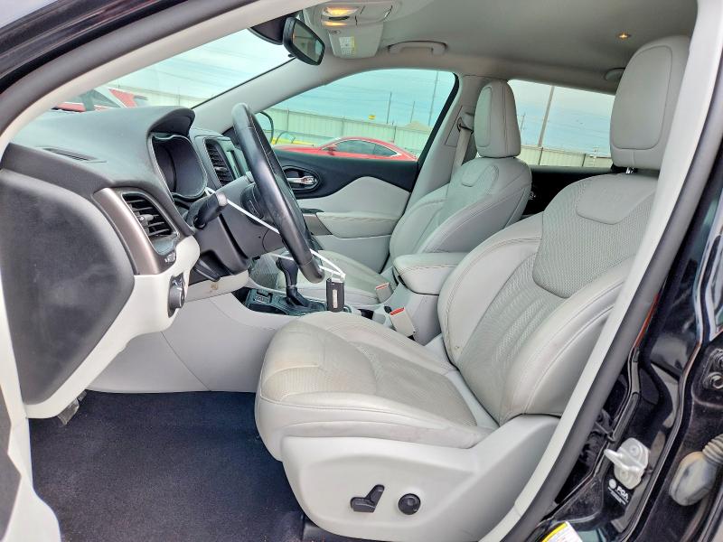 52285806 :رقم المزاد ، 1C4PJLMX3MD106736 vin ، 2021 Jeep Cherokee مزاد بيع