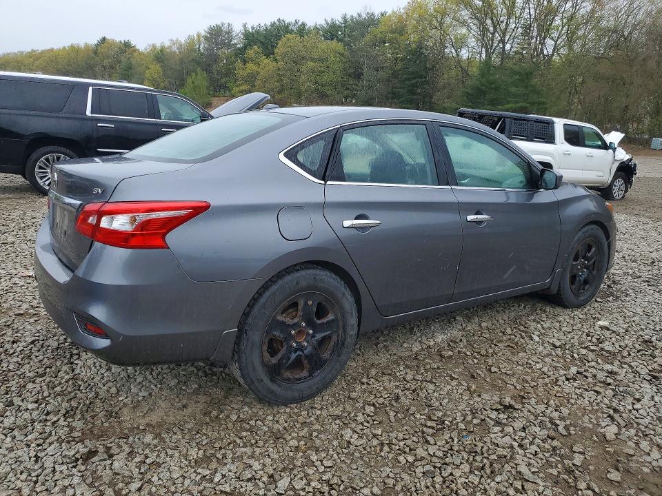 Продажа на аукционе авто 2018 Nissan Sentra, vin: 3N1AB7AP7JL622072, номер лота: 52808366