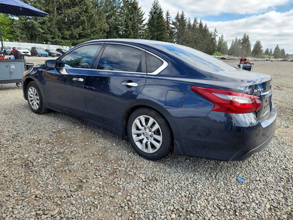 2018 Nissan Altima მანქანა იყიდება აუქციონზე, vin: 1N4AL3AP1JC295382, აუქციონის ნომერი: 52722436
