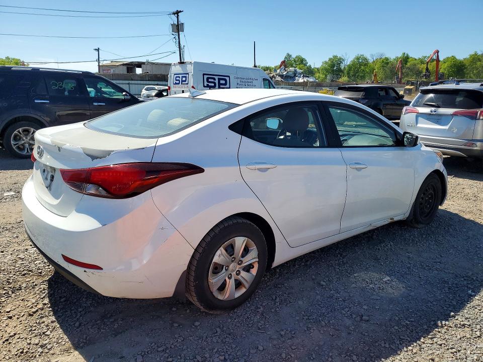 2016 Hyundai Elantra მანქანა იყიდება აუქციონზე, vin: 5NPDH4AE8GH759701, აუქციონის ნომერი: 53323366