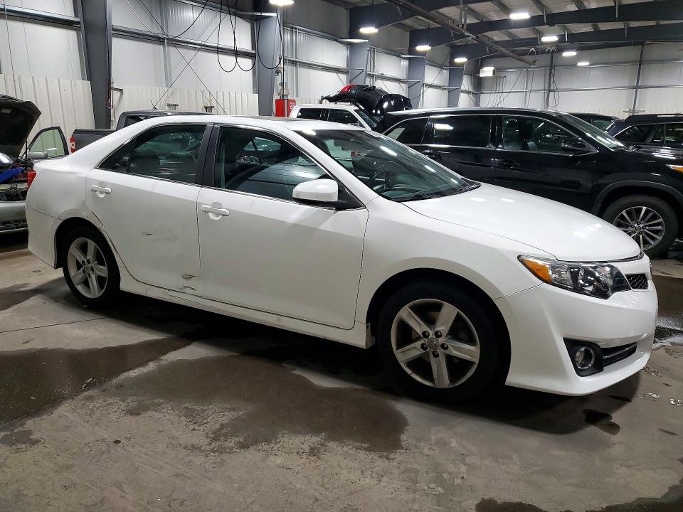 53753596 :رقم المزاد ، 4T1BF1FK6CU567473 vin ، 2012 Toyota Camry مزاد بيع