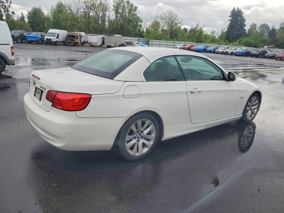 53273926 :رقم المزاد ، WBADW7C51BE728087 vin ، 2011 Bmw 328 مزاد بيع