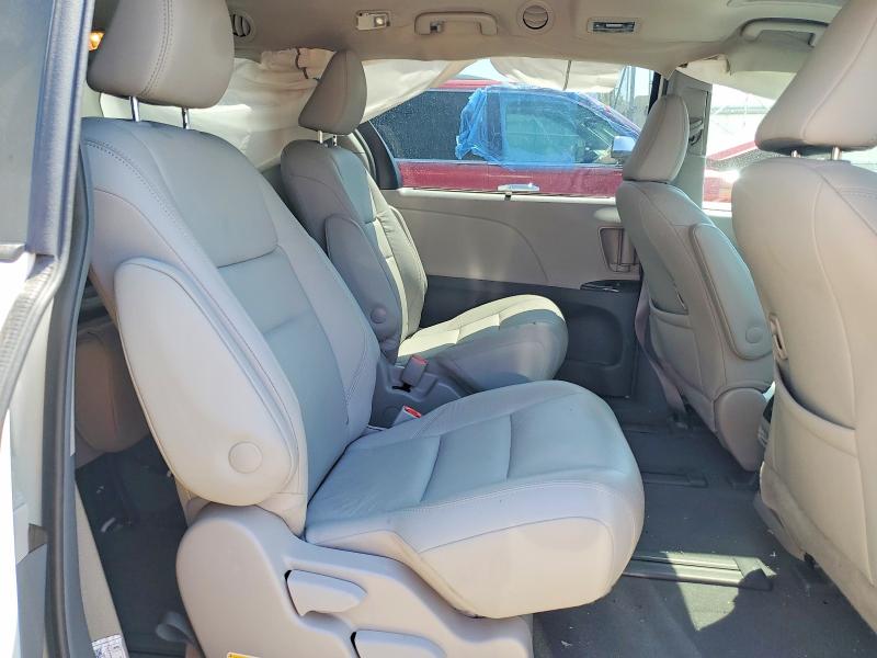 Aukcja sprzedaży 2019 Toyota Sienna, vin: 5TDDZ3DC7KS227330, numer aukcji: 53646496