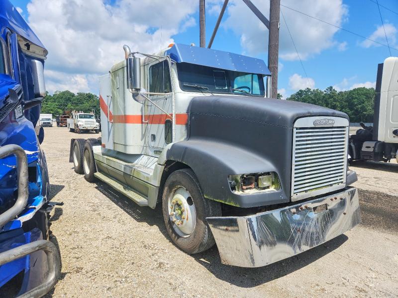 54904846 :رقم المزاد ، 1FUY3ECB5SP671039 vin ، 1995 Freightliner Conventional مزاد بيع