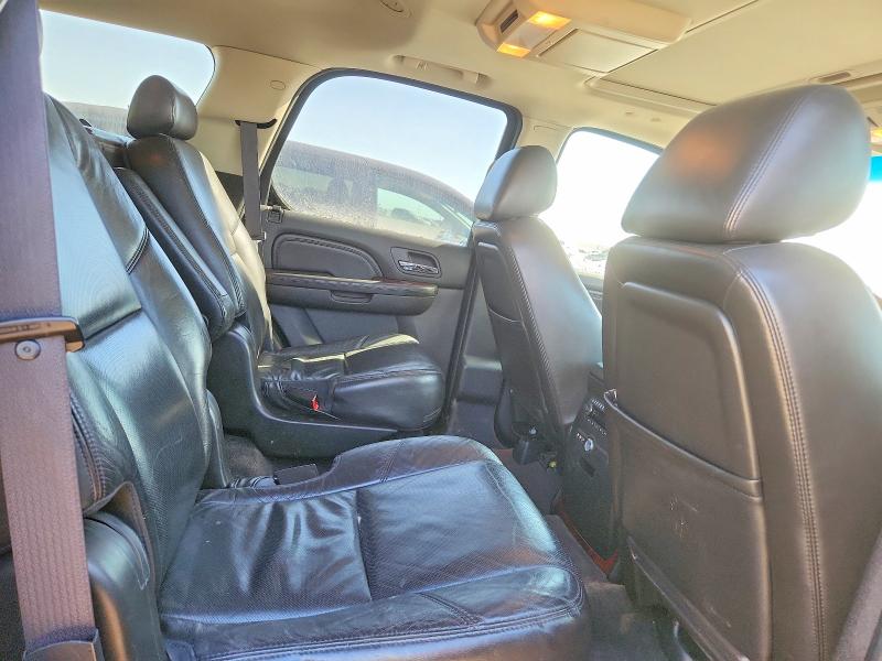 52126766 :رقم المزاد ، 1GYUKCEF4AR120885 vin ، 2010 Cadillac Escalade مزاد بيع