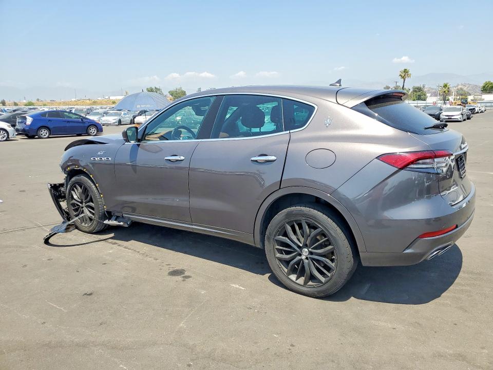 2022 Maserati Levante მანქანა იყიდება აუქციონზე, vin: ZN661XUAXNX393408, აუქციონის ნომერი: 51870096