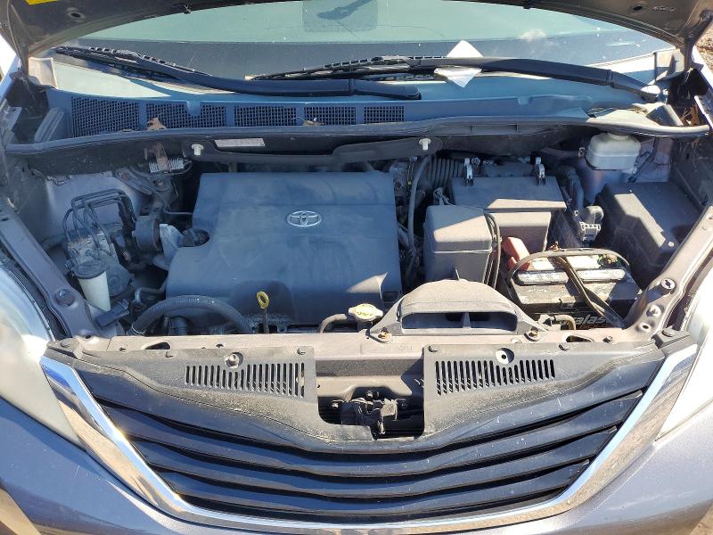 2013 Toyota Sienna მანქანა იყიდება აუქციონზე, vin: 5TDKK3DC5DS356486, აუქციონის ნომერი: 51970076