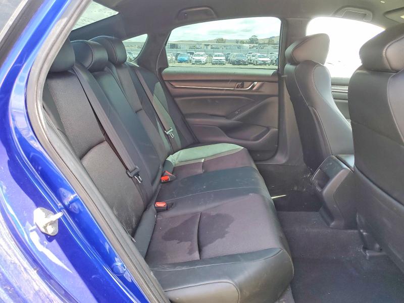 Продажа на аукционе авто 2019 Honda Accord, vin: 1HGCV1F30KA120126, номер лота: 55331256
