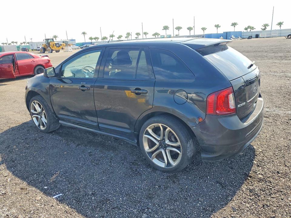 51565066 :رقم المزاد ، 2FMDK4AK5BBA81349 vin ، 2011 Ford Edge مزاد بيع