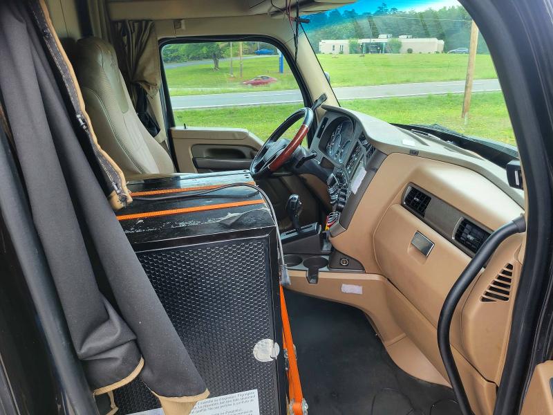 55346666 :رقم المزاد ، 1XKYDP9XXGJ483036 vin ، 2016 Kenworth Construction مزاد بيع