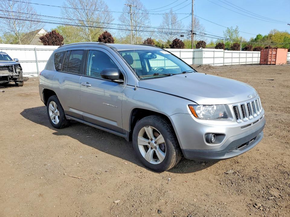 2017 Jeep Compass მანქანა იყიდება აუქციონზე, vin: 1C4NJCBA4HD123282, აუქციონის ნომერი: 51566376