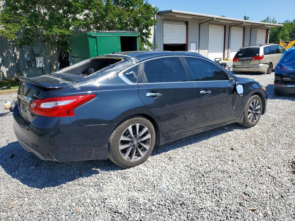 Продажа на аукционе авто 2017 Nissan Altima, vin: 1N4AL3AP7HC135484, номер лота: 53412166