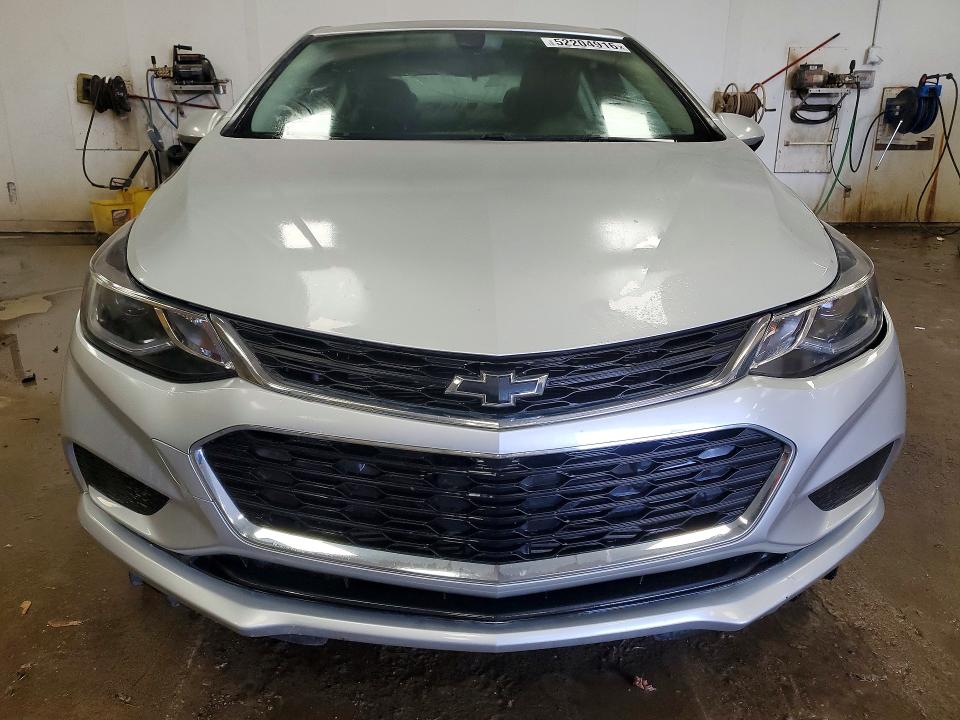 52204916 :رقم المزاد ، 1G1BE5SM5J7189270 vin ، 2018 Chevrolet Cruze مزاد بيع