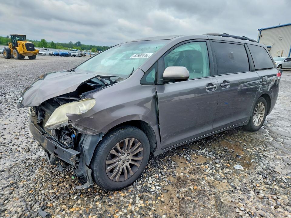 Продаж на аукціоні авто 2013 Toyota Sienna, vin: 5TDYK3DC4DS380532, номер лоту: 52800446