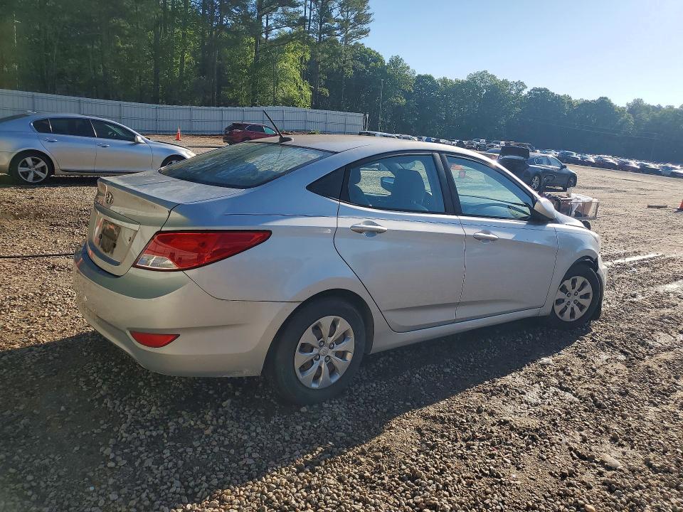 2017 Hyundai Accent მანქანა იყიდება აუქციონზე, vin: KMHCT4AE8HU215499, აუქციონის ნომერი: 52877856