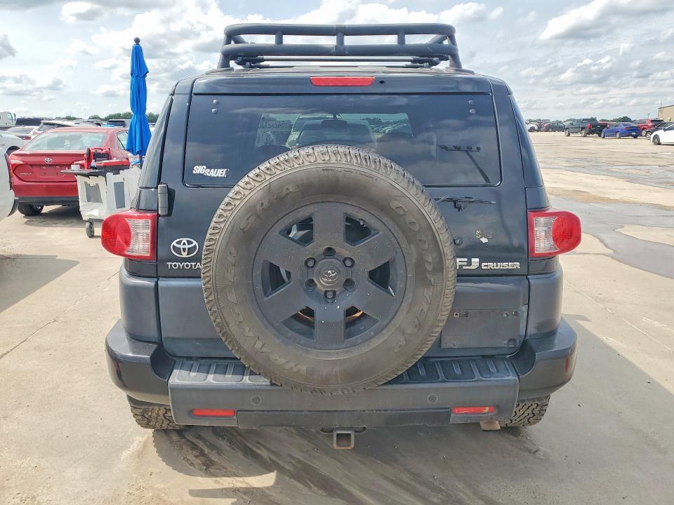 Продажа на аукционе авто 2007 Toyota Fj Cruiser, vin: JTEZU11F670018125, номер лота: 54272136