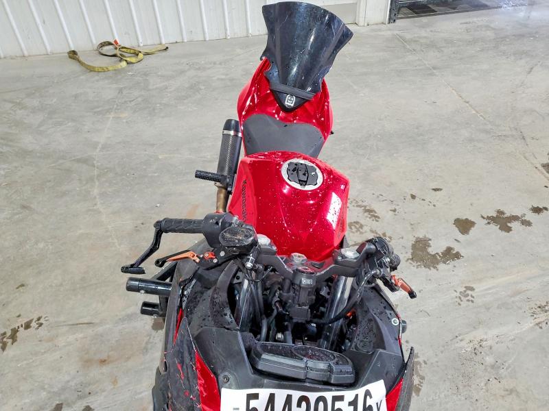2021 Kawasaki Ex400 მანქანა იყიდება აუქციონზე, vin: JKAEXKG15MDAC9495, აუქციონის ნომერი: 54439516