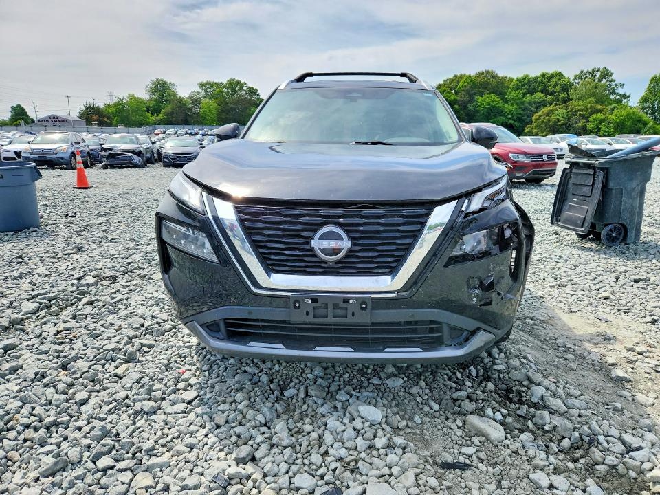 51636576 :رقم المزاد ، 5N1BT3CB1PC770016 vin ، 2023 Nissan Rogue مزاد بيع