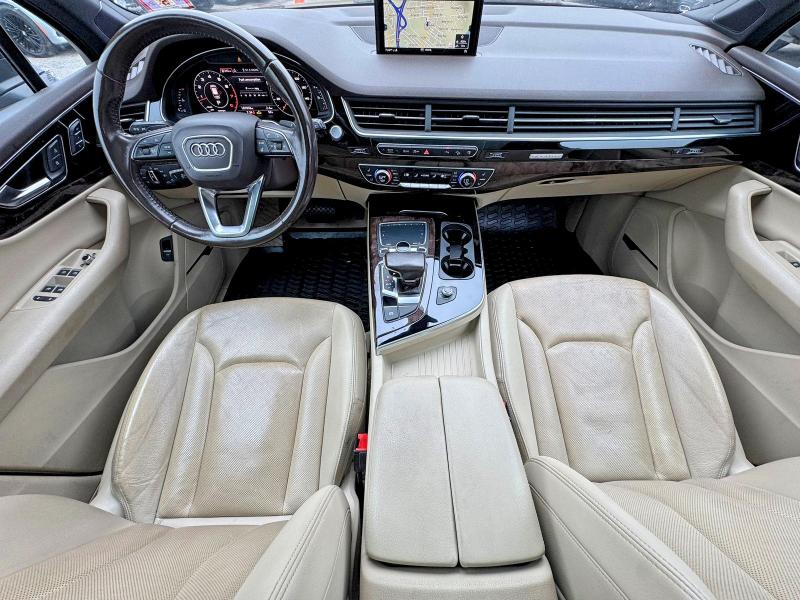 Продаж на аукціоні авто 2017 Audi Q7, vin: WA1LAAF7XHD031470, номер лоту: 53318856