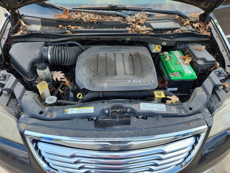 2013 Chrysler Town & Country მანქანა იყიდება აუქციონზე, vin: 2C4RC1BG4DR526819, აუქციონის ნომერი: 54204156