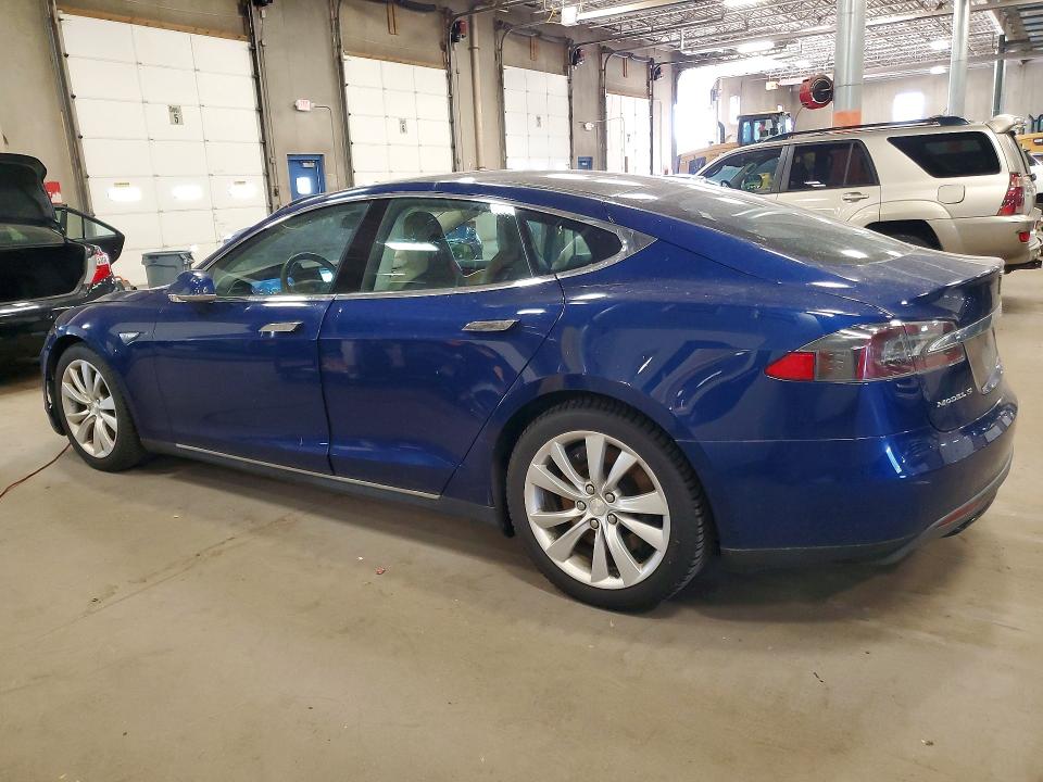 Продажа на аукционе авто 2015 Tesla Model S, vin: 5YJSA1S27FF090736, номер лота: 54631726