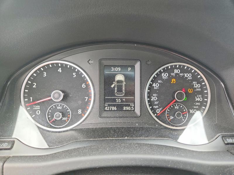 Продажа на аукционе авто 2016 Volkswagen Tiguan, vin: WVGBV7AX5GW566382, номер лота: 52615536