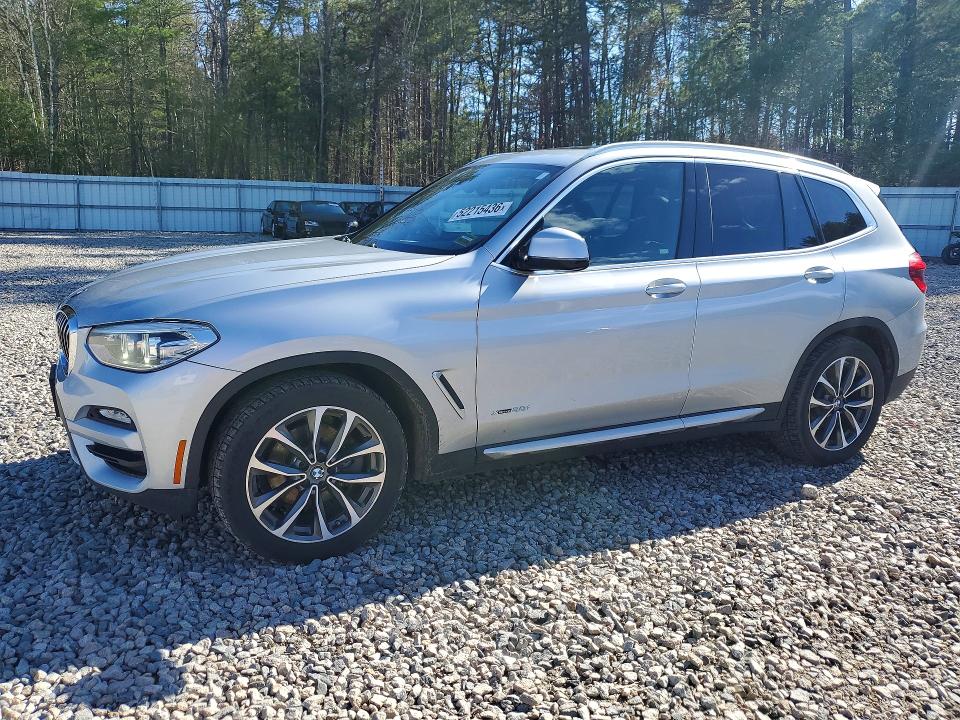 52215436 :رقم المزاد ، 5UXTR9C52JLC73067 vin ، 2018 Bmw X3 مزاد بيع