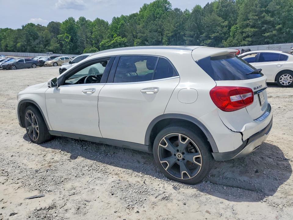 53097446 :رقم المزاد ، WDCTG4EB5JJ421275 vin ، 2018 Mercedes-benz Gla مزاد بيع