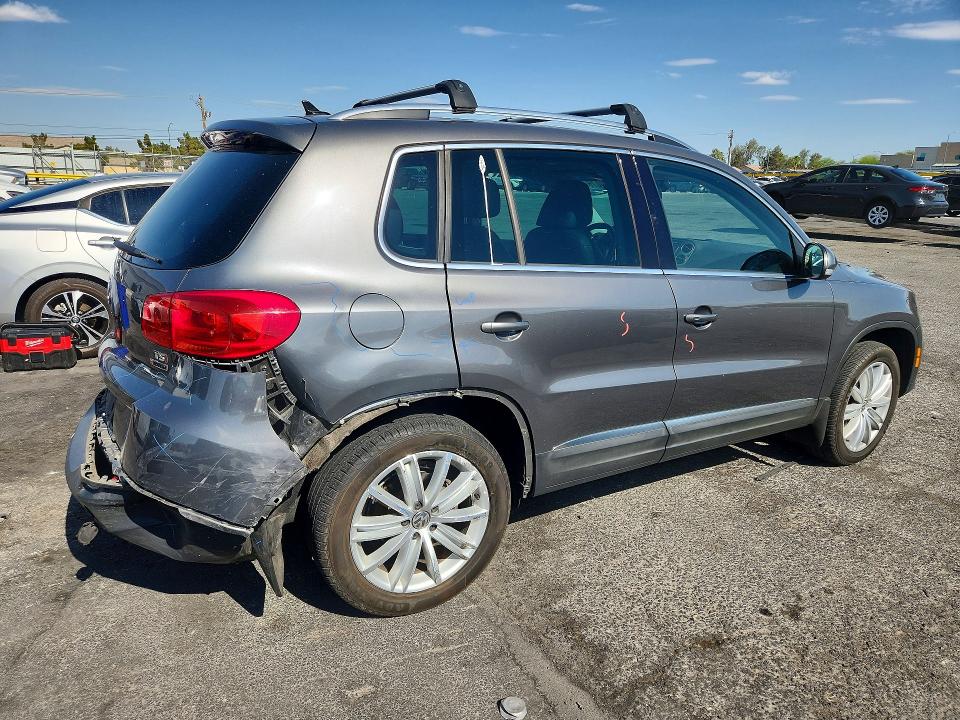 54800076 :رقم المزاد ، WVGBV7AX4GW525659 vin ، 2016 Volkswagen Tiguan مزاد بيع